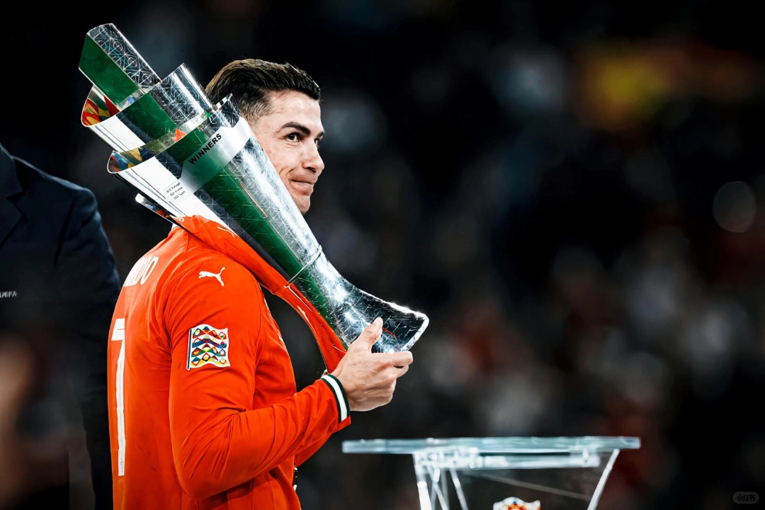 足球高清壁纸合集—葡萄牙，C罗